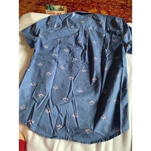 Crown & Ivy Short Sleeve Button Down - Picture 3 of 6